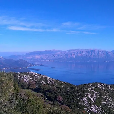The Paradise Of Katerina * Fríni